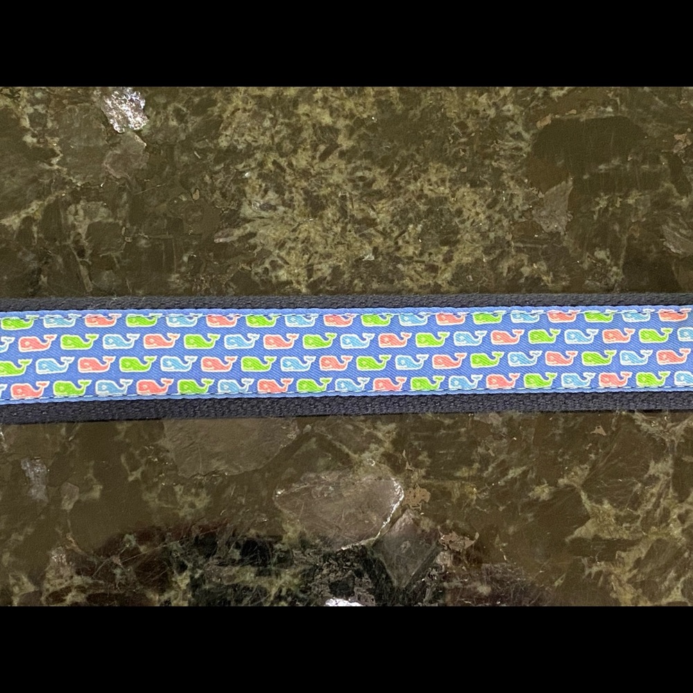 New Vineyard Vines Belt, size 32